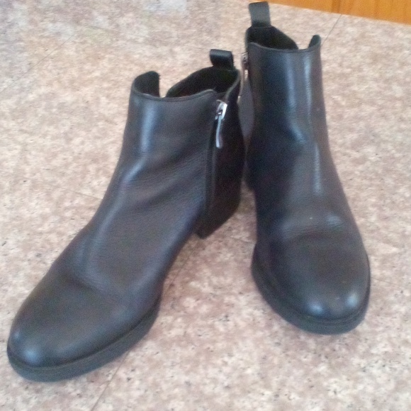Easy Spirit "Larime" Women's Ankle Boots 8W - Picture 9 of 9